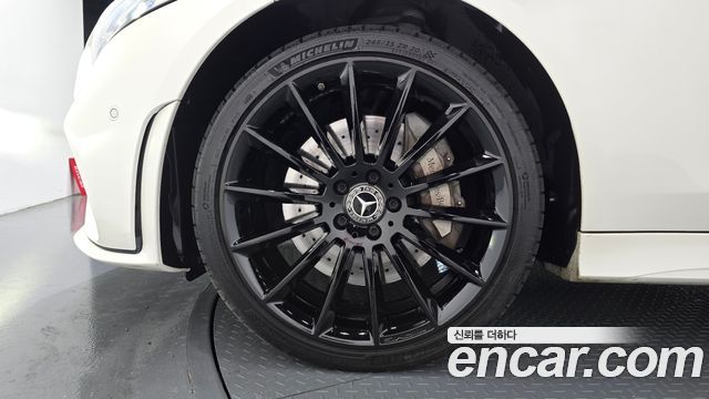 Mercedes-Benz CLS-Class (C257) CLS400d 4MATIC AMG Line 2021 — фото 5