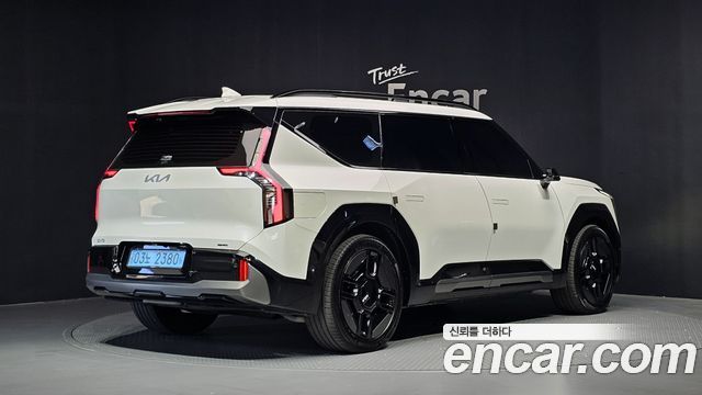 Kia EV9 Long Range 4WD GT Line 2024 — фото 2