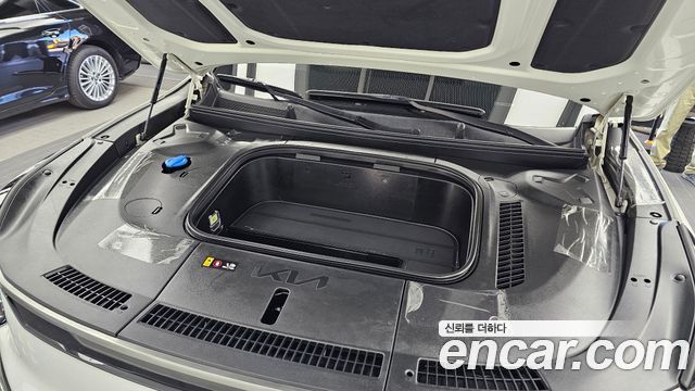 Kia EV9 Long Range 4WD GT Line 2024 — фото 6