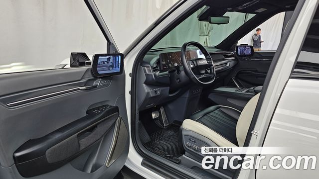 Kia EV9 Long Range 4WD GT Line 2024 — фото 10