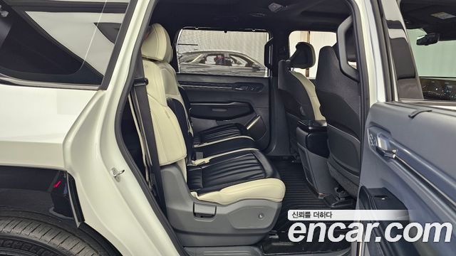 Kia EV9 Long Range 4WD GT Line 2024 — фото 11