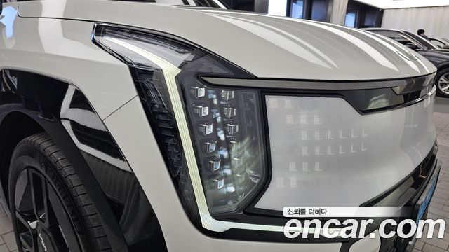 Kia EV9 Long Range 4WD GT Line 2024 — фото 22