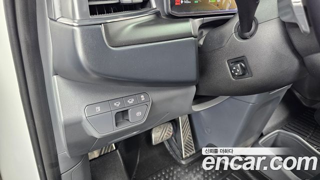 Kia EV9 Long Range 4WD GT Line 2024 — фото 29