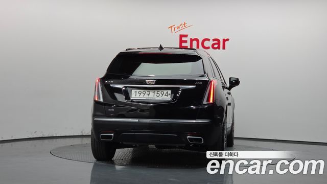 Cadillac XT5 3.6 Sport AWD 2021 — фото 4