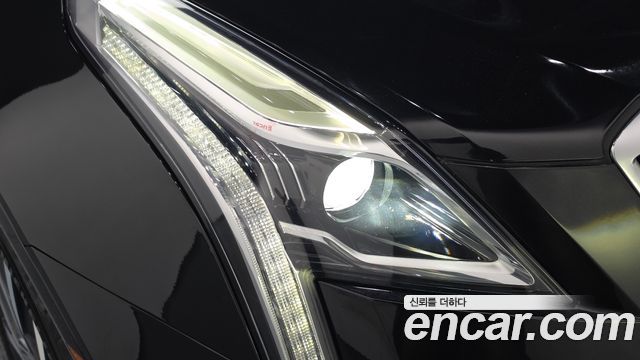 Cadillac XT5 3.6 Sport AWD 2021 — фото 5