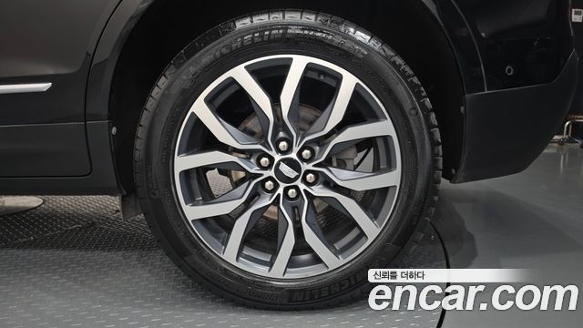 Cadillac XT5 3.6 Sport AWD 2021 — фото 38