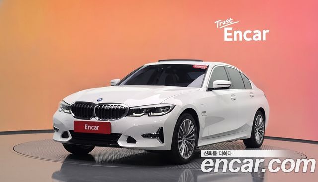 BMW 3 Series (G20) 330e Luxury