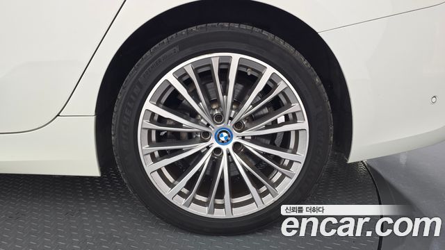 BMW 3 Series (G20) 330e Luxury 2022 — фото 21