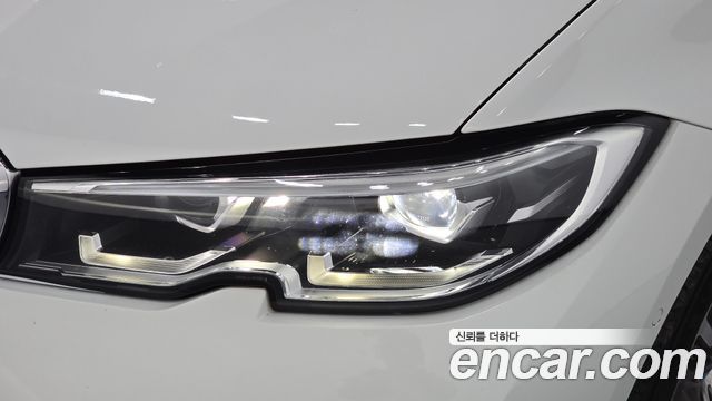 BMW 3 Series (G20) 330e Luxury 2022 — фото 22