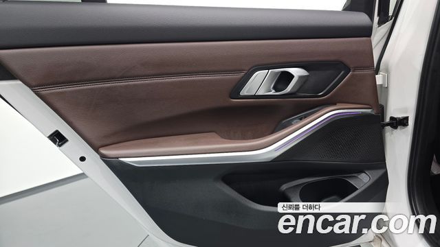 BMW 3 Series (G20) 330e Luxury 2022 — фото 25