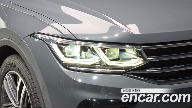 Volkswagen Tiguan (II) 2.0 TDI Prestige 2021 — фото 22