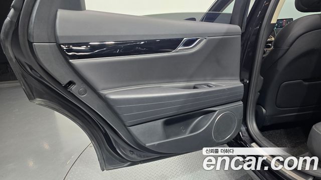 Genesis G80 (RG3) Gasoline 2.5 Turbo 2WD 2024 — фото 25