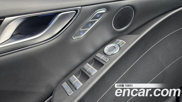 Genesis G80 (RG3) Gasoline 2.5 Turbo 2WD 2024 — фото 28