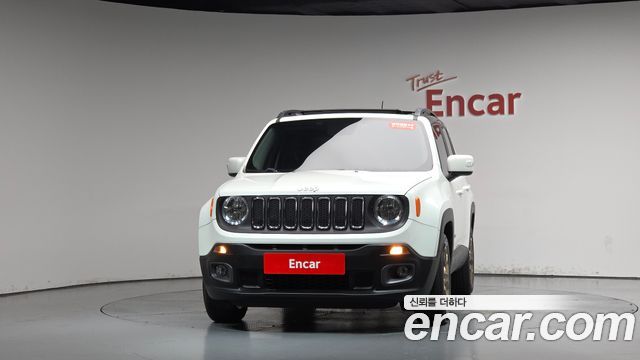 Jeep Renegade 2.4 Longitude 2017 — фото 3