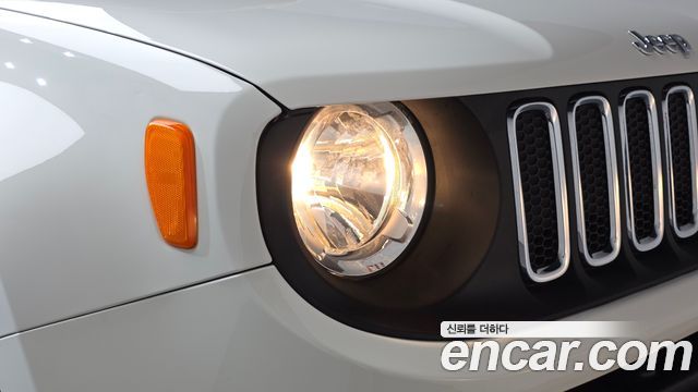 Jeep Renegade 2.4 Longitude 2017 — фото 22