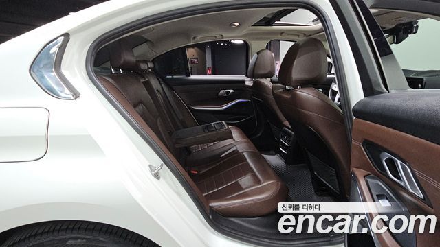 BMW 3 Series (G20) 320i Luxury 2021 — фото 16