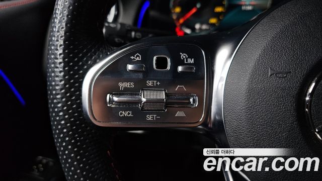 Mercedes-Benz GLB-Class (X247) GLB250 4MATIC 2023 — фото 16