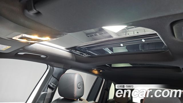 Mercedes-Benz GLB-Class (X247) GLB250 4MATIC 2023 — фото 17