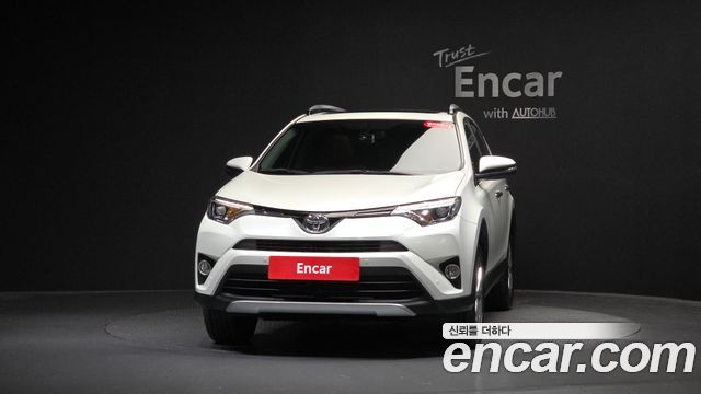 Toyota RAV4 2.5 2WD 4th 2017 — фото 3