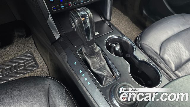 Ford Explorer 2.3 Limited 4WD 5th 2018 — фото 9