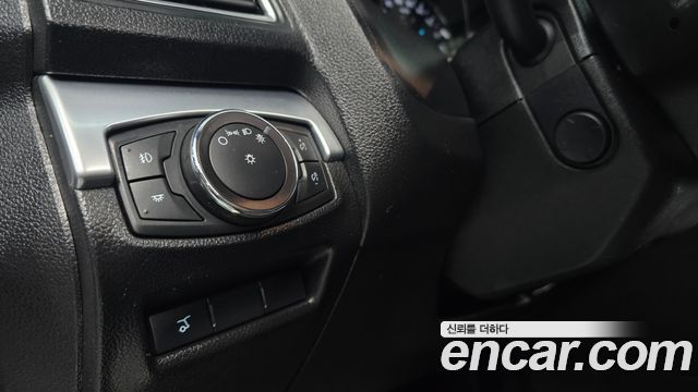 Ford Explorer 2.3 Limited 4WD 5th 2018 — фото 14