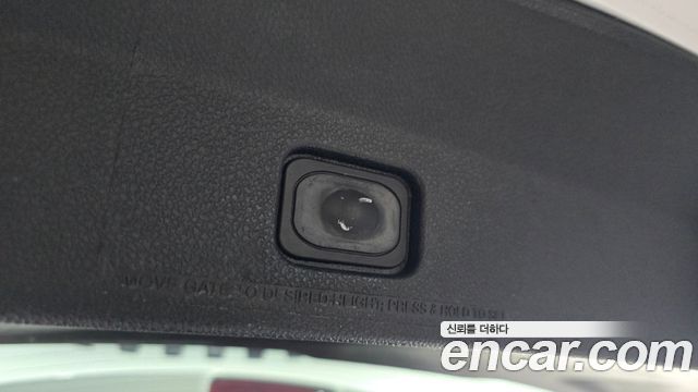 Ford Explorer 2.3 Limited 4WD 5th 2018 — фото 19