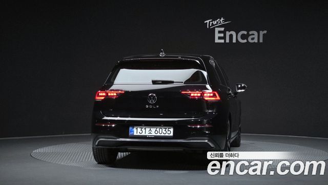 Volkswagen Golf (VIII) 2.0 TDI Prestige 2025 — фото 4