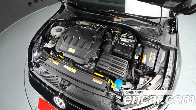 Volkswagen Golf (VIII) 2.0 TDI Prestige 2025 — фото 6