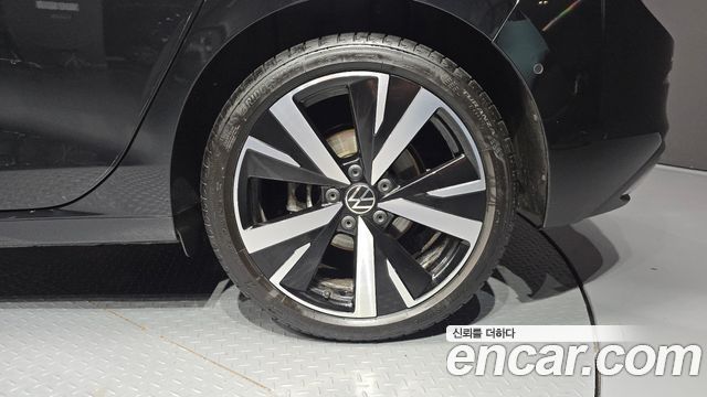Volkswagen Golf (VIII) 2.0 TDI Prestige 2025 — фото 27