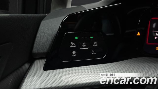 Volkswagen Golf (VIII) 2.0 TDI Prestige 2025 — фото 33