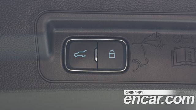 Ford Explorer (VI) 3.0 PHEV 2021 — фото 19