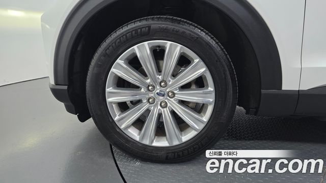 Ford Explorer (VI) 2.3 LimIted 4WD 2020 — фото 5