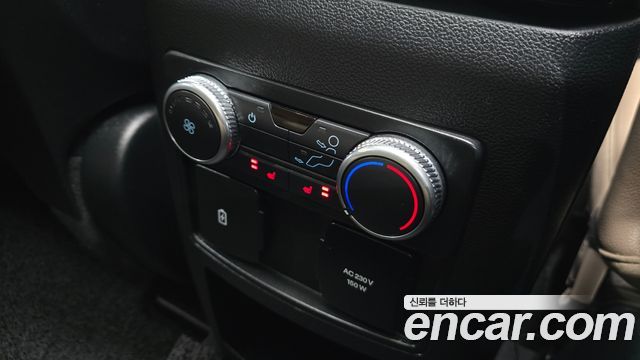 Ford Explorer (VI) 2.3 LimIted 4WD 2020 — фото 22