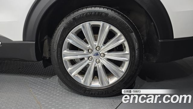 Ford Explorer (VI) 2.3 LimIted 4WD 2020 — фото 27