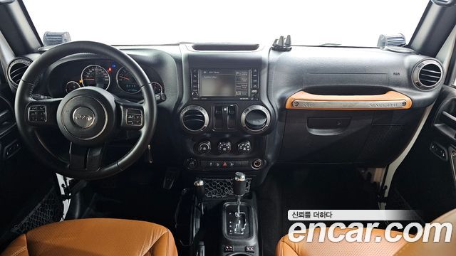 Jeep Wrangler (JK) 3.6 Sport 2Door 2017 — фото 7