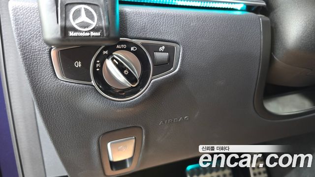 Mercedes-Benz E-Class (W213) E220d 4MATIC AMG Line 2021 — фото 28