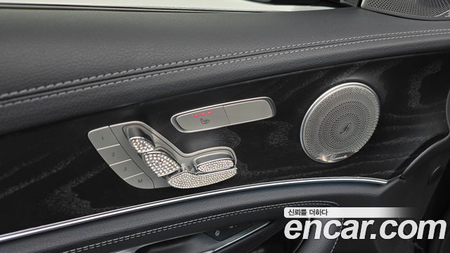 Mercedes-Benz E-Class (W213) E220d 4MATIC AMG Line 2021 — фото 30