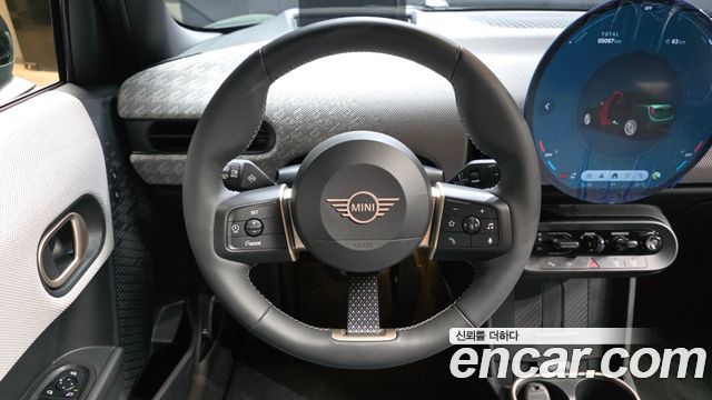 MINI Cooper S (IV) 5 Door Favoured 2025 — фото 13