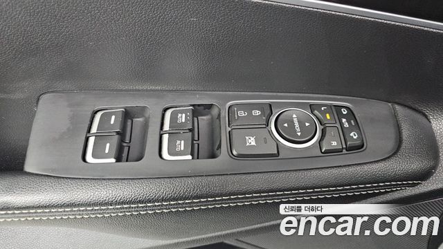 Kia Sorento Gasoline 2.0 Turbo 2WD Master Special 2020 — фото 17