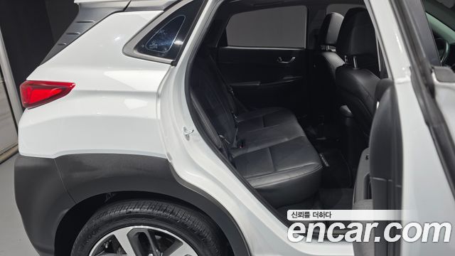 Hyundai Kona 1.6 Turbo 2WD Modern pop 2018 — фото 15