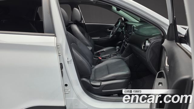 Hyundai Kona 1.6 Turbo 2WD Modern pop 2018 — фото 32