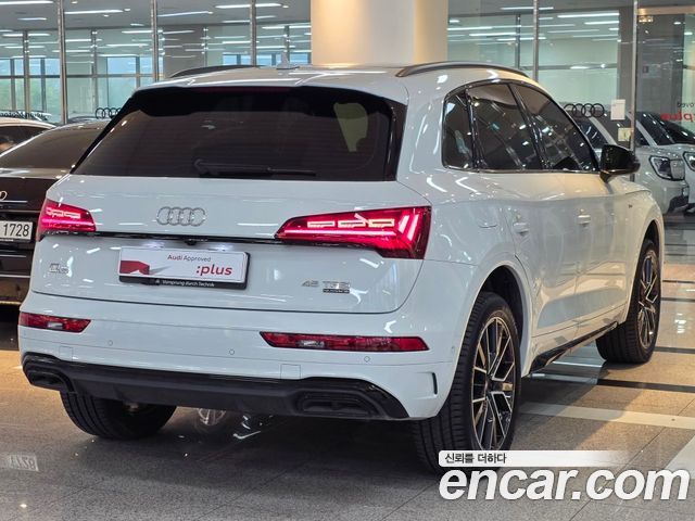 Audi Q5 (FY) 45 TFSI Quattro Premium 2024 — фото 2