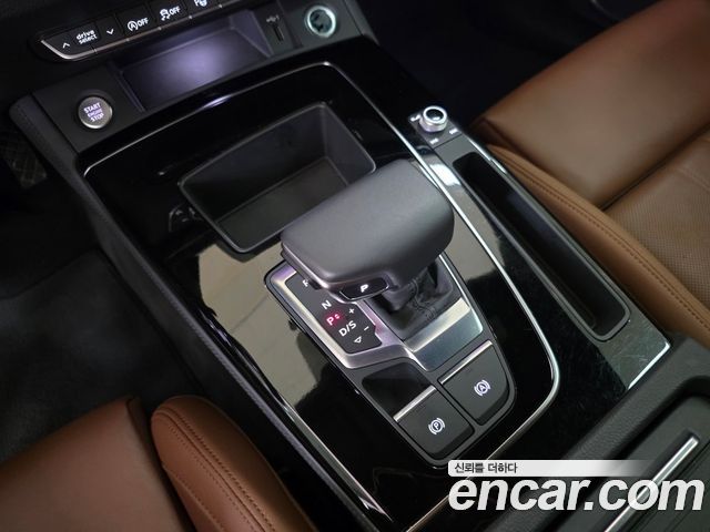 Audi Q5 (FY) 45 TFSI Quattro Premium 2024 — фото 9