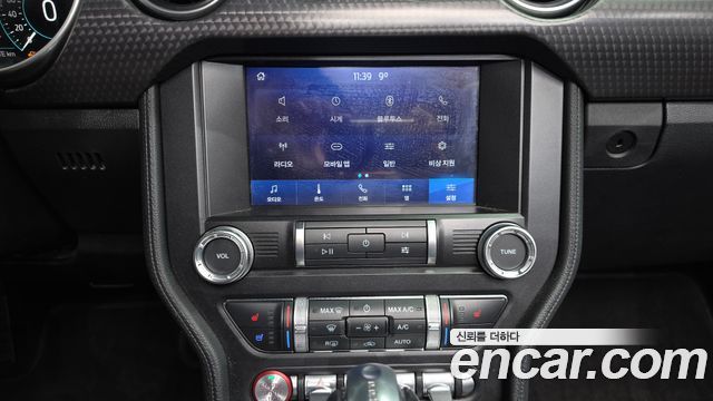 Ford Mustang GT Convertible 2022 — фото 13