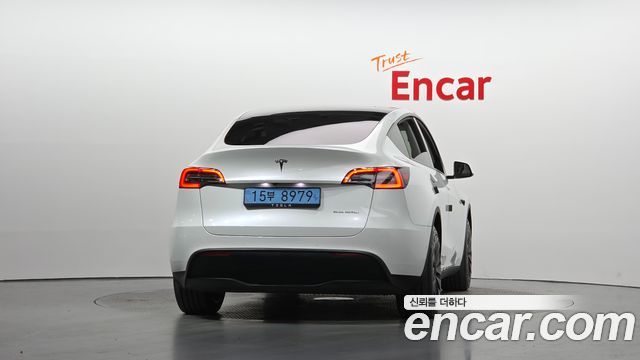 Tesla Model Y Long Range AWD 2021 — фото 4