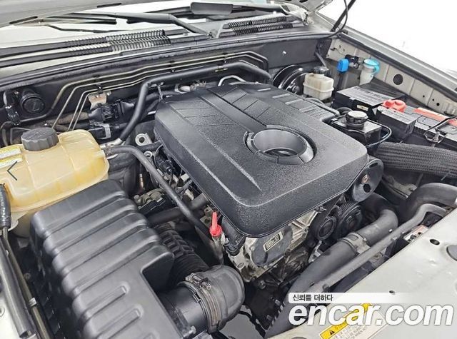 KG Mobility (SsangYong) Rexton W 2.0 2WD RX7 Luxury 2013 — фото 5