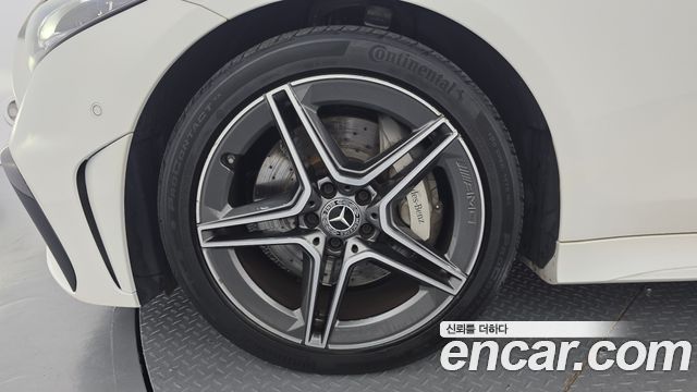 Mercedes-Benz CLS-Class (C257) CLS300d 4MATIC 2023 — фото 5