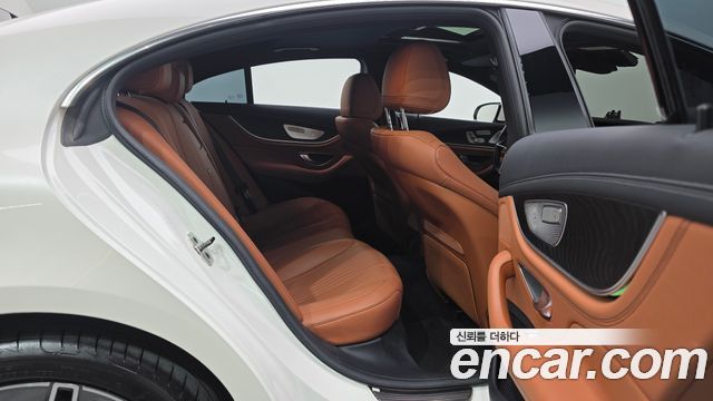 Mercedes-Benz CLS-Class (C257) CLS300d 4MATIC 2023 — фото 11