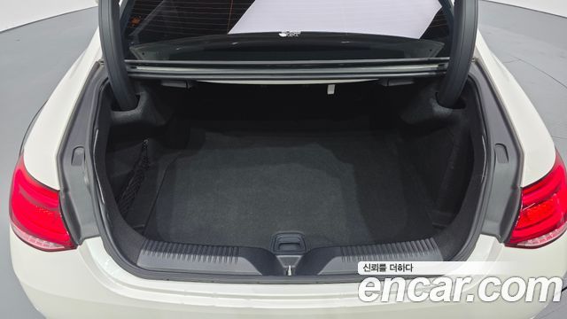 Mercedes-Benz CLS-Class (C257) CLS300d 4MATIC 2023 — фото 16