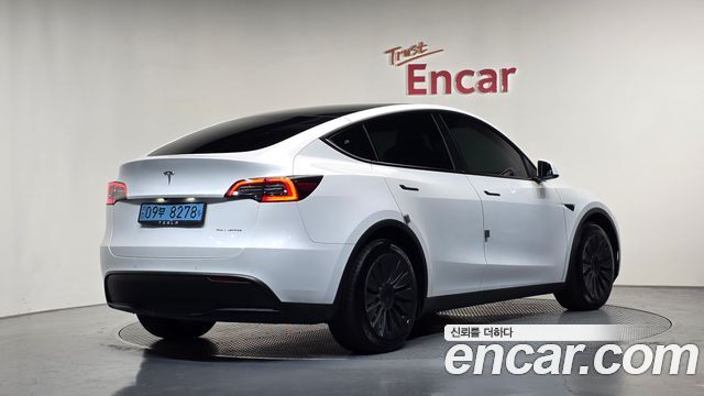 Tesla Model Y Long Range AWD 2021 — фото 2